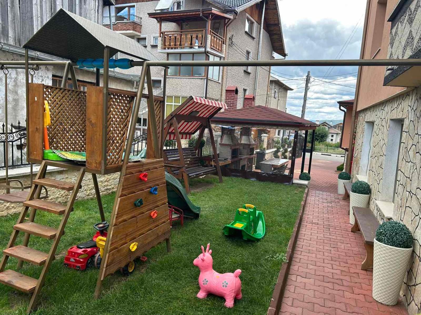 Елеганс Къща За Гости Dospat Exterior photo